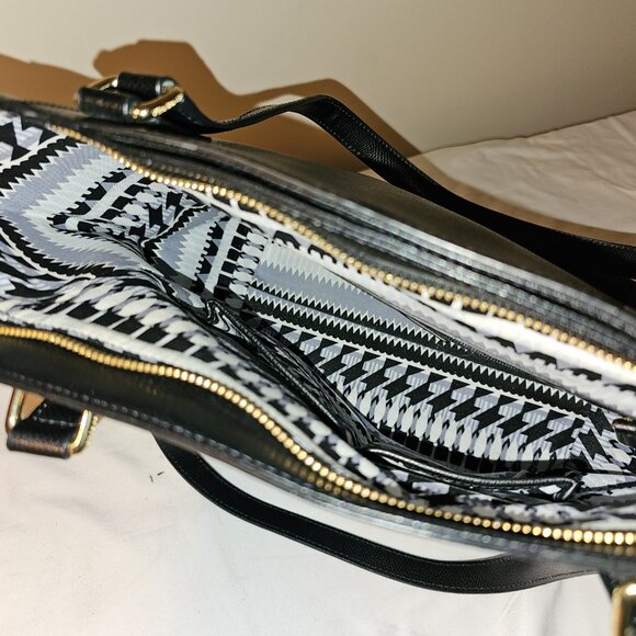 Vera Bradley Black Tote - Picture 4 of 5